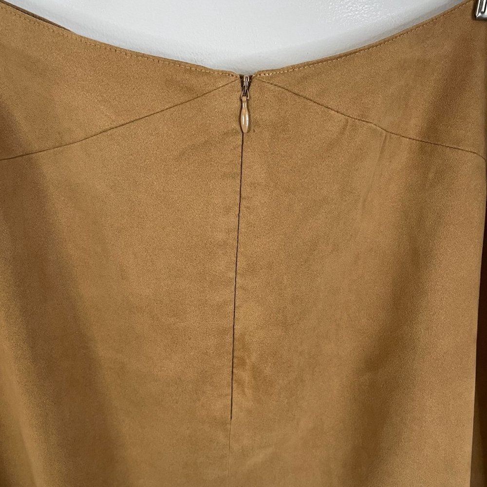 Talbots Skirt FAUX SUEDE Camel Beige Tan Flared A-line Career 16P Lined‎ Midi - Picture 8 of 9